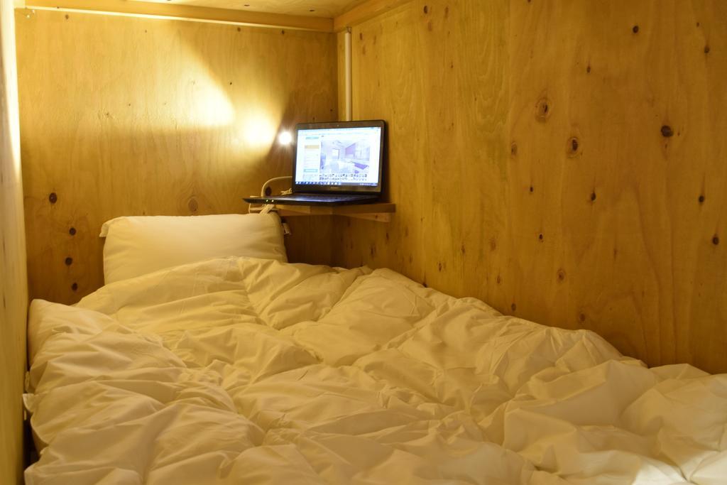 Iza Asakusa Guest House Токио Экстерьер фото