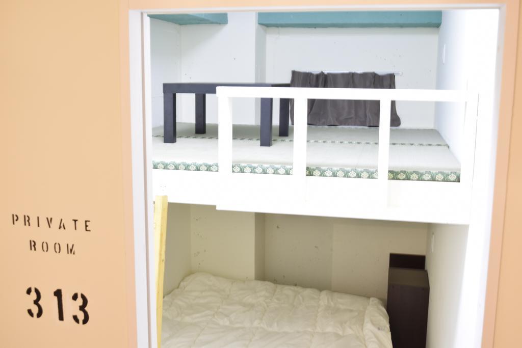 Iza Asakusa Guest House Токио Номер фото
